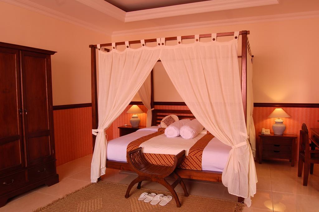 Swaloh Resort & Spa Kalangbret Extérieur photo