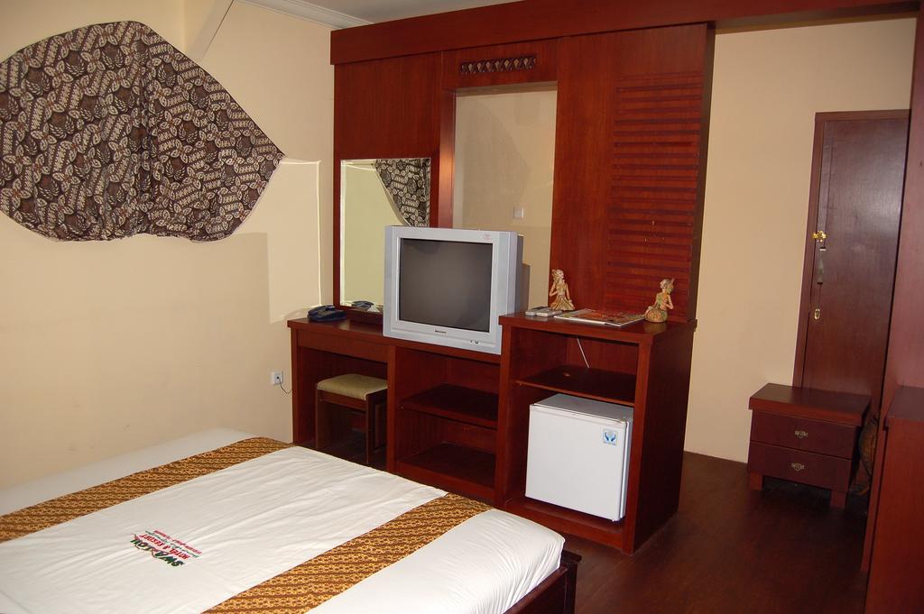 Swaloh Resort & Spa Kalangbret Extérieur photo