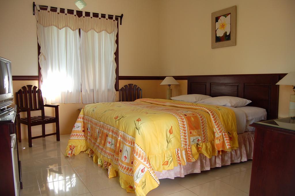 Swaloh Resort & Spa Kalangbret Extérieur photo