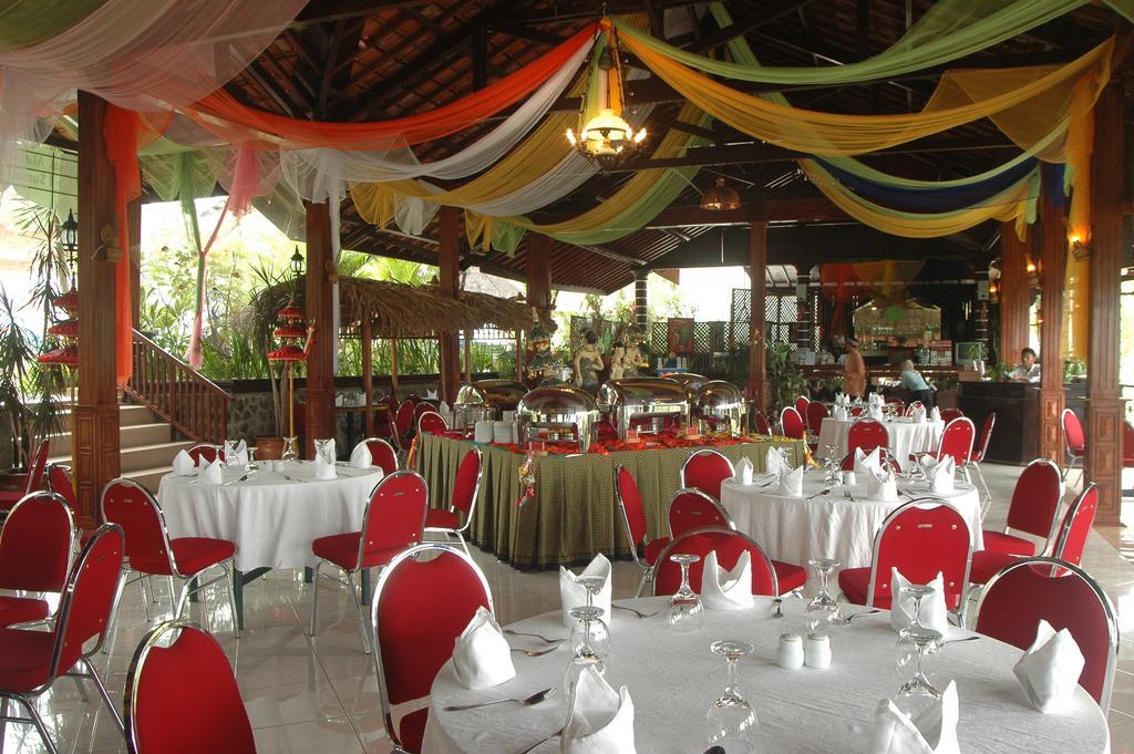 Swaloh Resort & Spa Kalangbret Extérieur photo